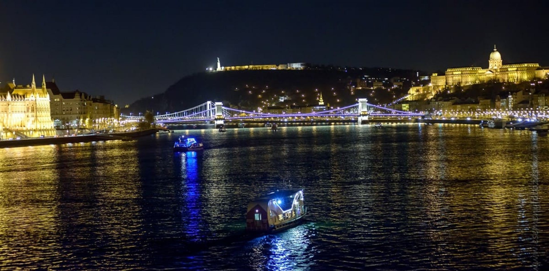Unlimited Mulled Wine Cruise