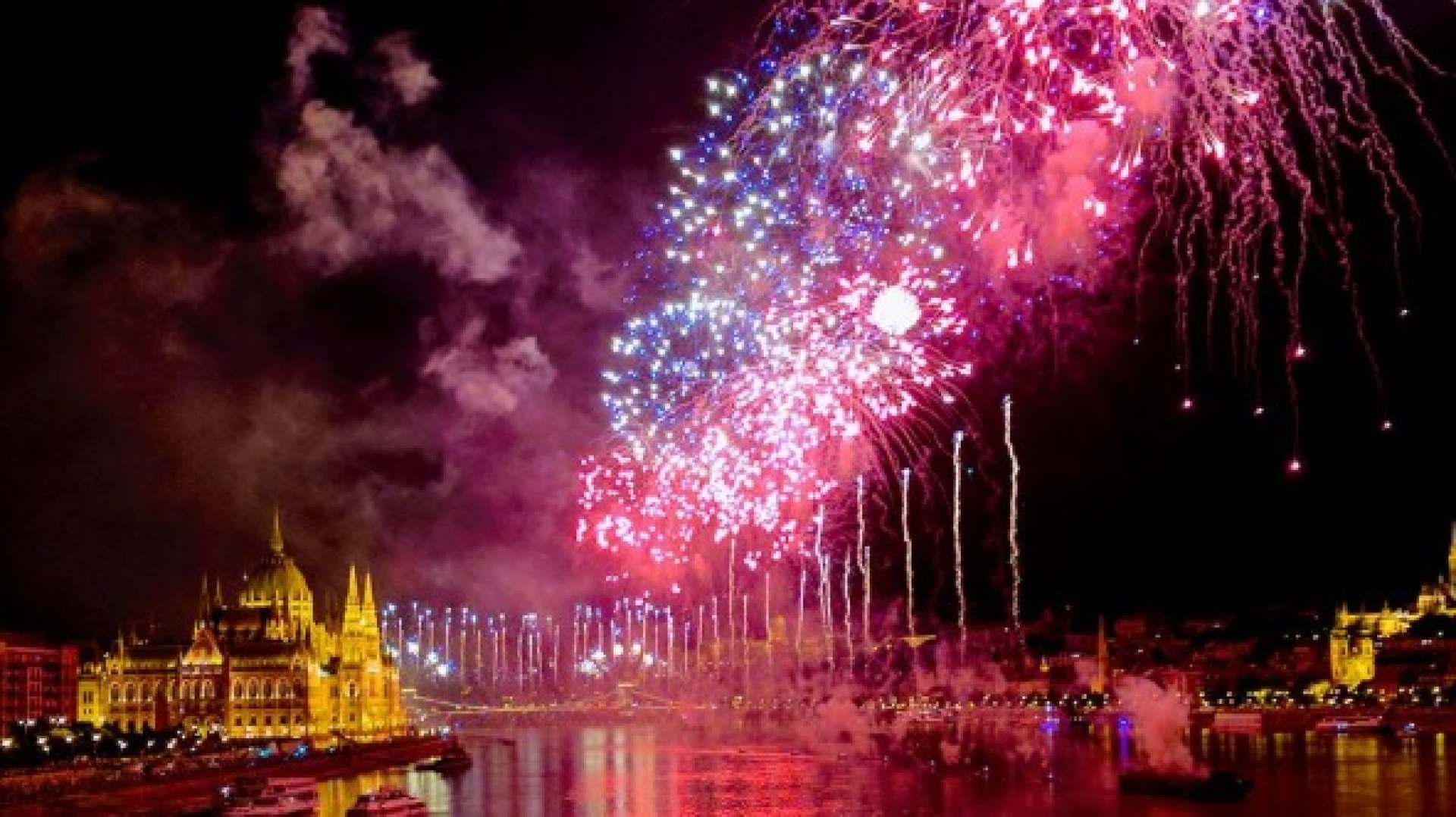 Crociera con Cocktail e Fuochi d’Artificio