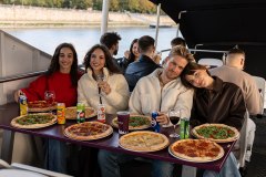Croazieră cu Pizza în Budapesta