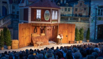 Dr. Karl Renner-Platz