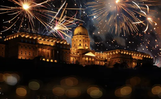 Croisière touristique avec feux d´artifice et 1 boisson