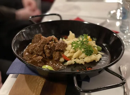 Wein & Dine Kreuzfahrt mit Live-Musik