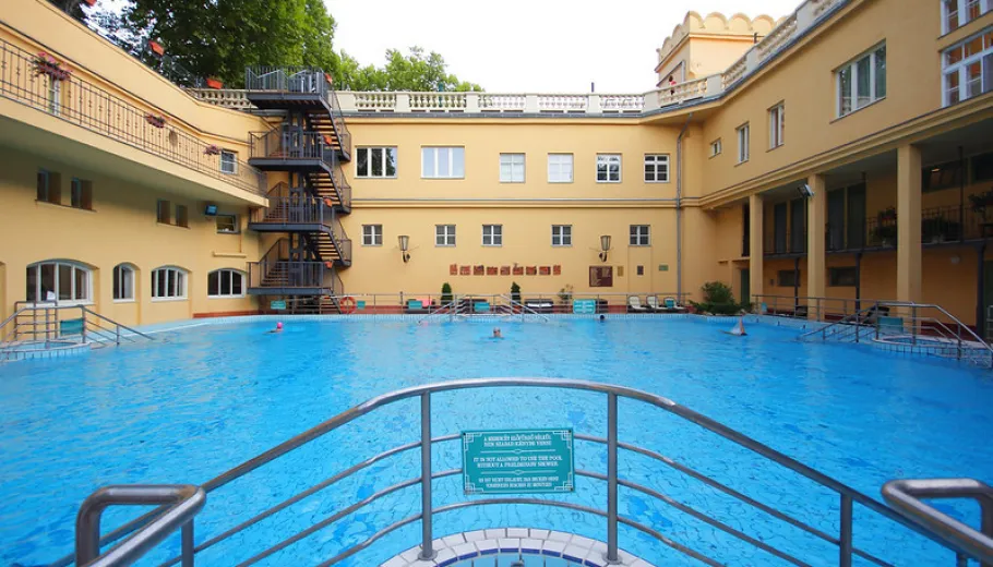 Budapest Lukacs Thermal Bath Full Day Admission
